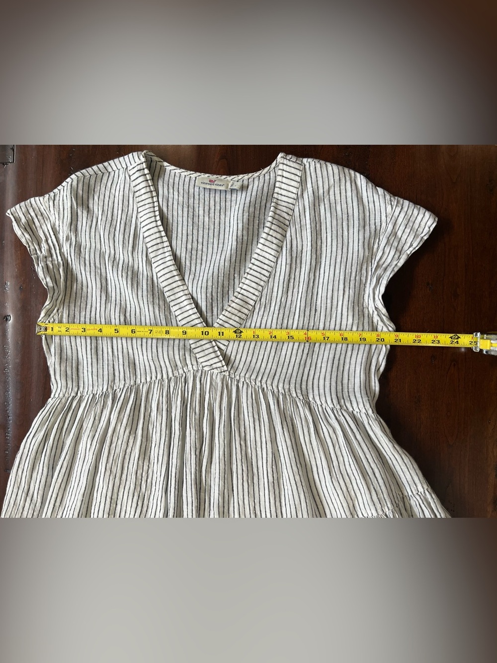 Vineyard vines Striped V-Neck Tiered Mini Dress in White and Black - Picture 4 of 9